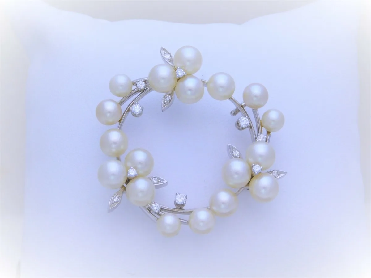 Vintage pearl and diamond brooch
